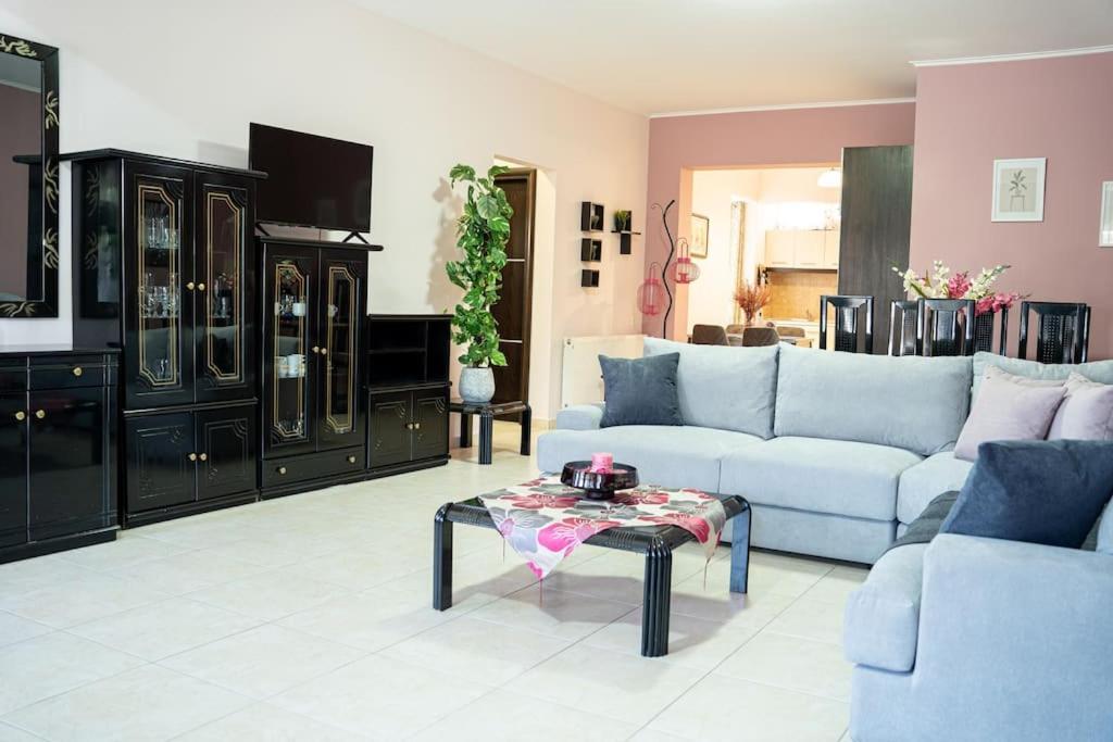 Luxury Apartments Platánion 외부 사진